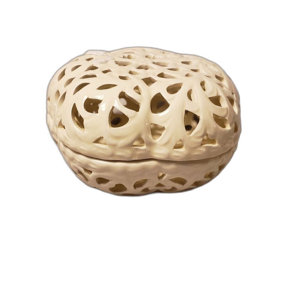 Oleg Cassini Tealight candle holder, cream, New in Box